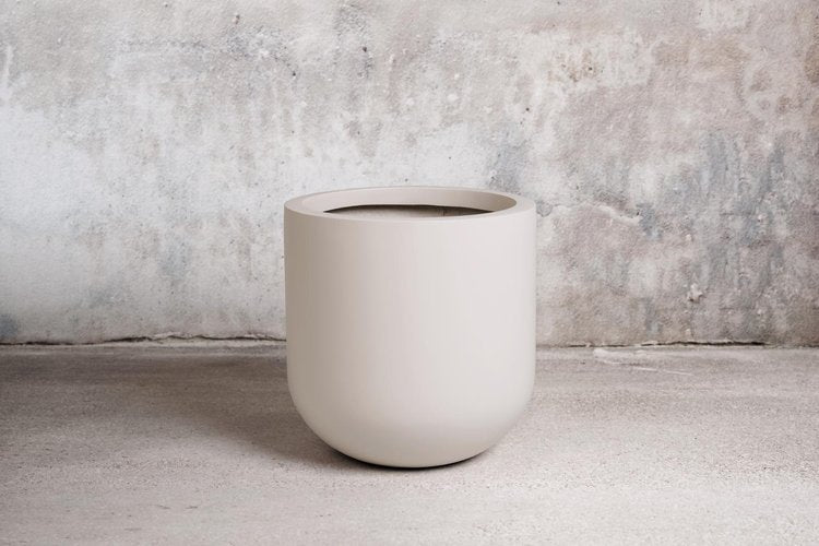 Alto Fiberglass Planter